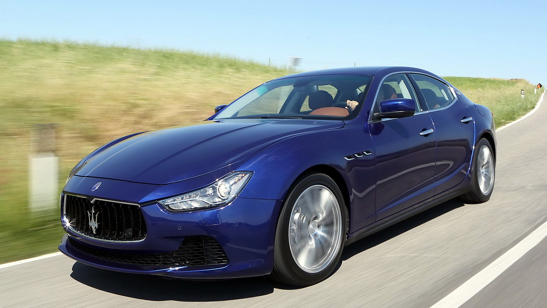 İZMİR MASERATİ SERVİS